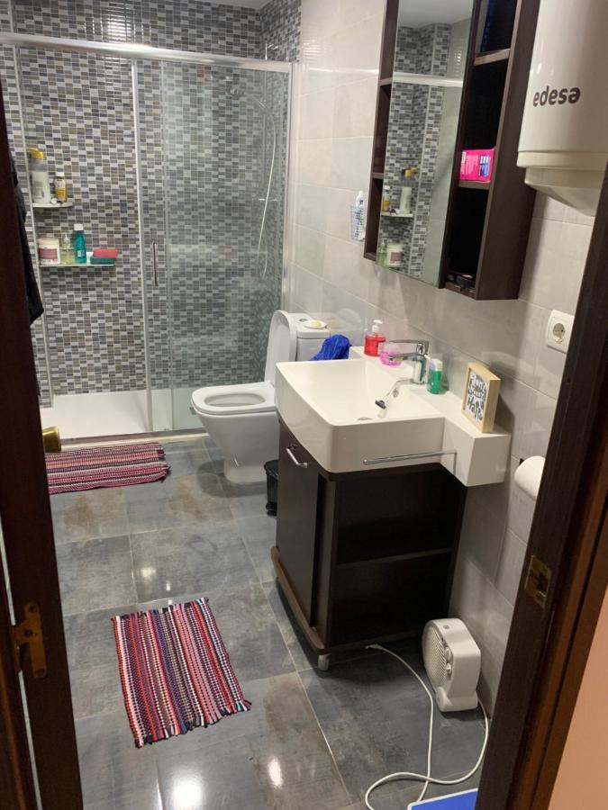 Habitacion Con Cama Individual, Piso Compartido En Avenida Blasco Ibanez Валенсия Экстерьер фото