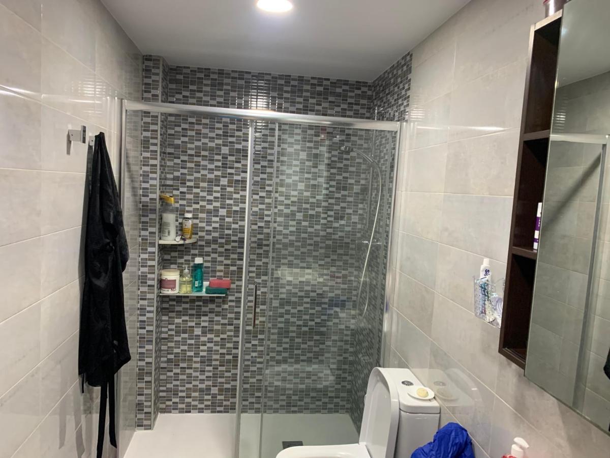 Habitacion Con Cama Individual, Piso Compartido En Avenida Blasco Ibanez Валенсия Экстерьер фото