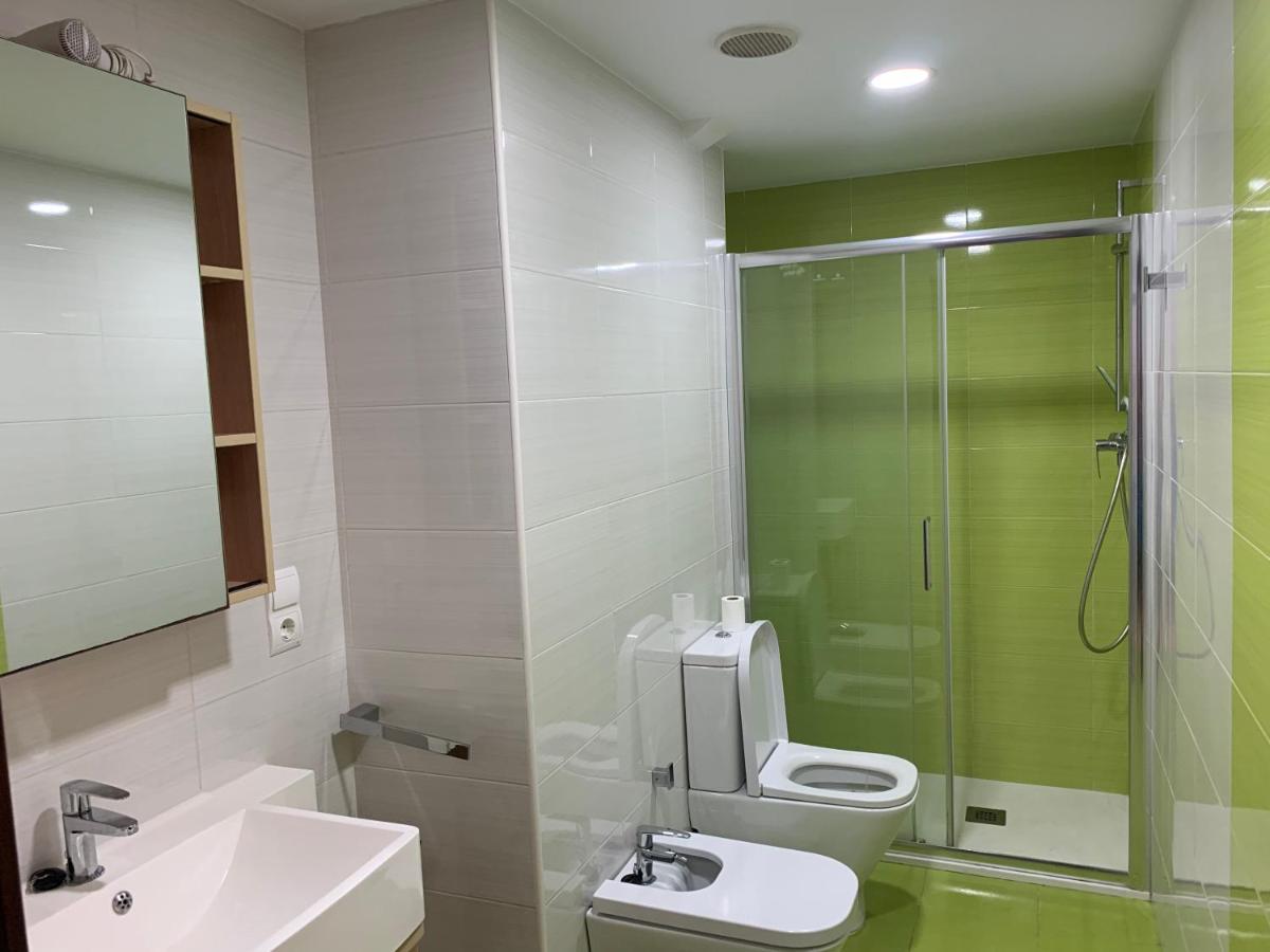 Habitacion Con Cama Individual, Piso Compartido En Avenida Blasco Ibanez Валенсия Экстерьер фото