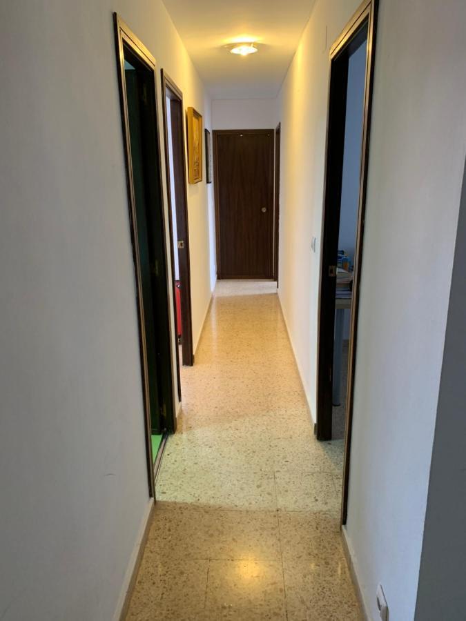 Habitacion Con Cama Individual, Piso Compartido En Avenida Blasco Ibanez Валенсия Экстерьер фото